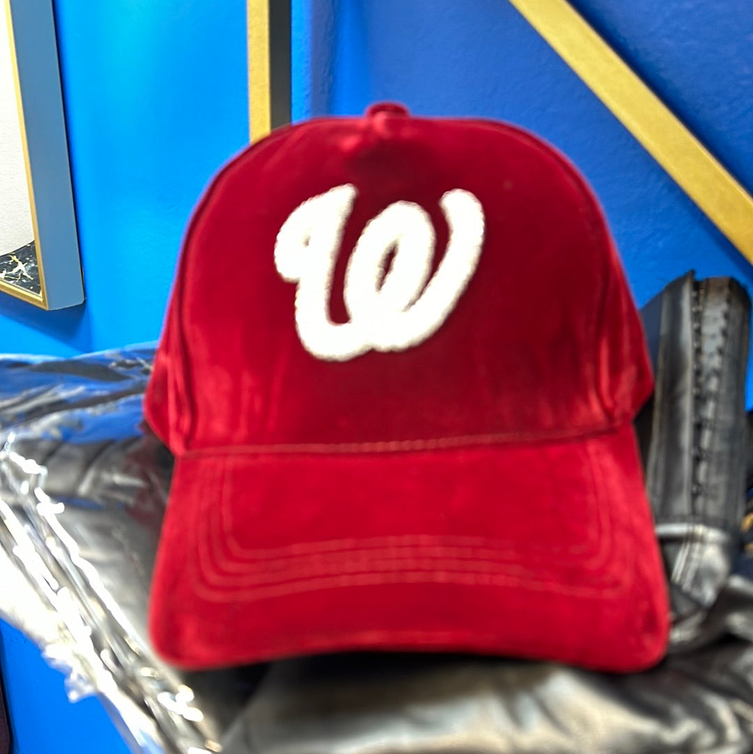 Fitted Cap - The W - RedWine w/silver bling