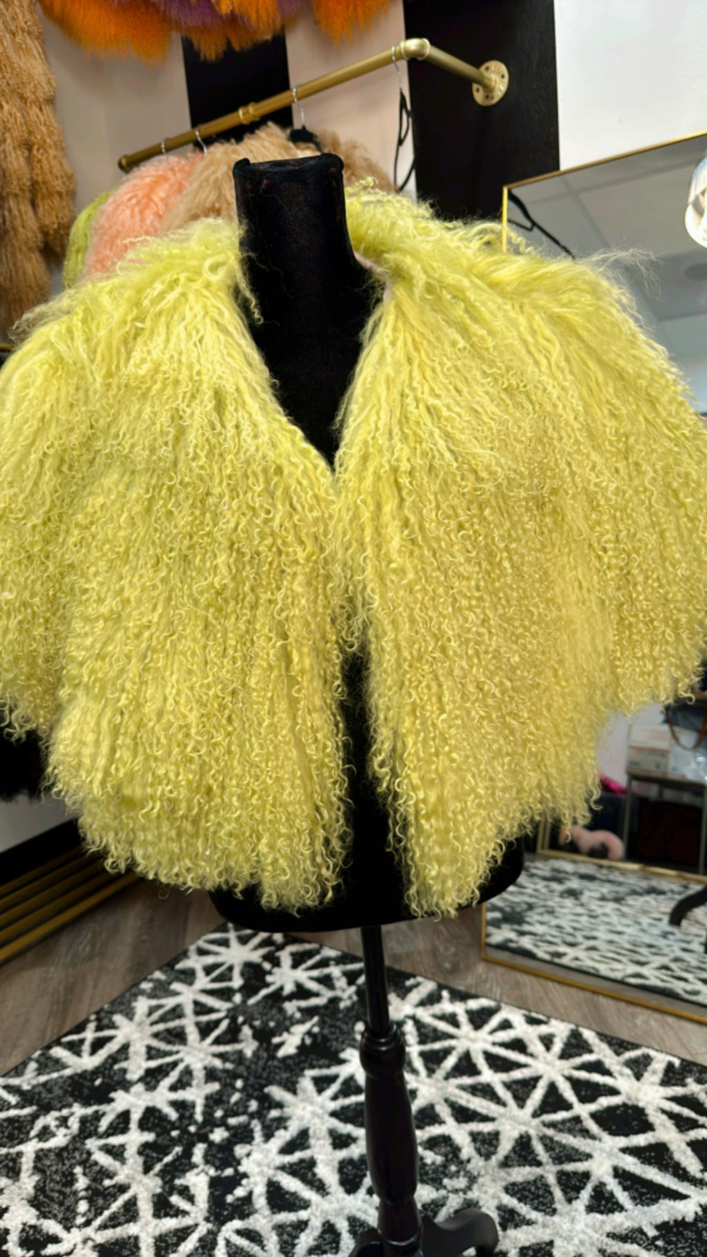 Mongolian Lamb Fur - Crop Vest (3row)