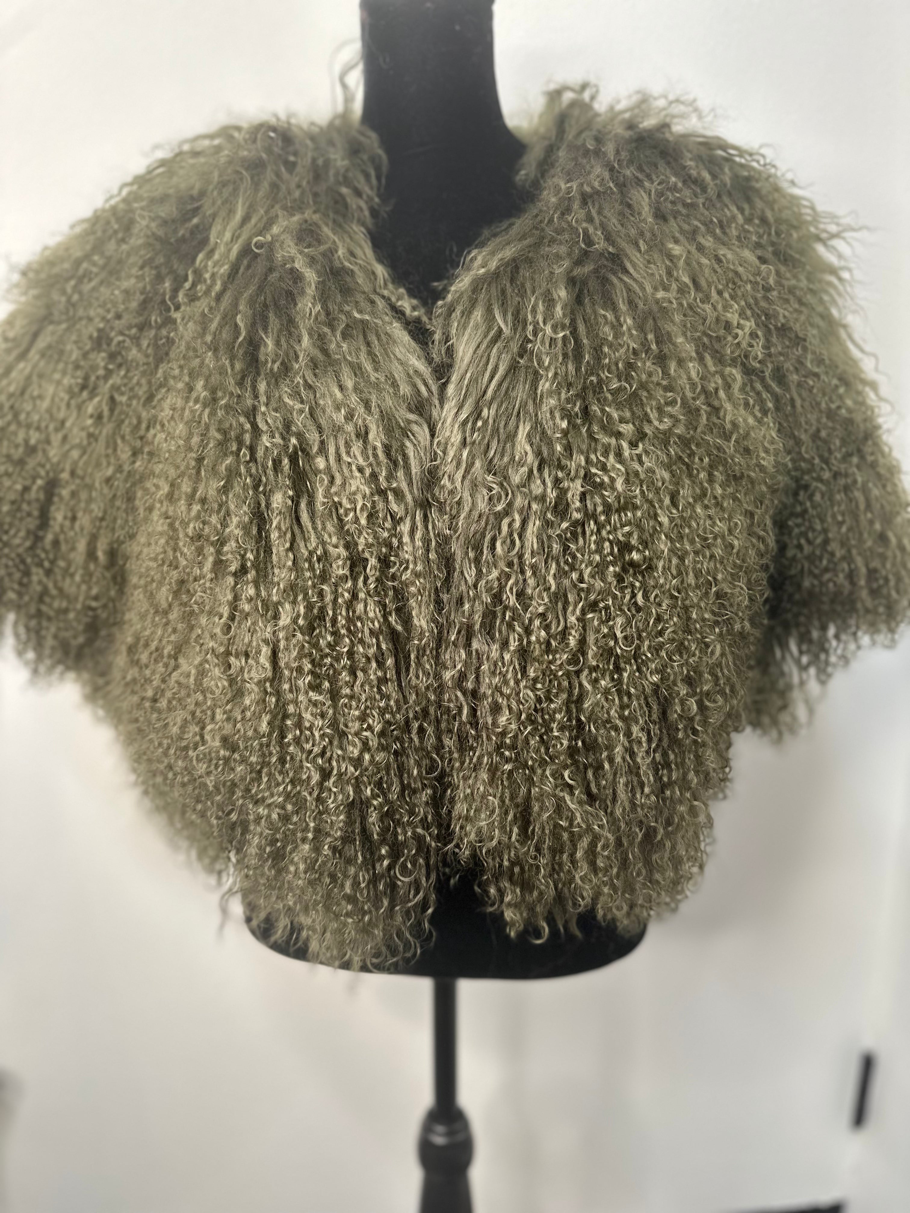 Mongolian Lamb Fur - Crop Vest (3row)