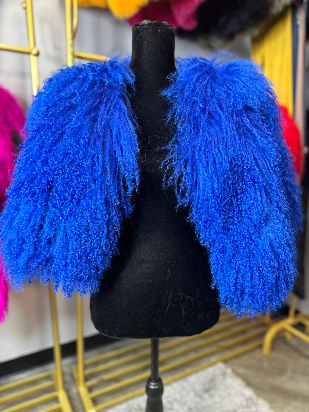 Mongolian Lamb Fur - Crop Vest (3row)