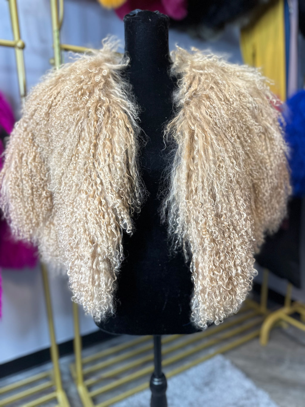 Mongolian Lamb Fur - Crop Vest (3row)